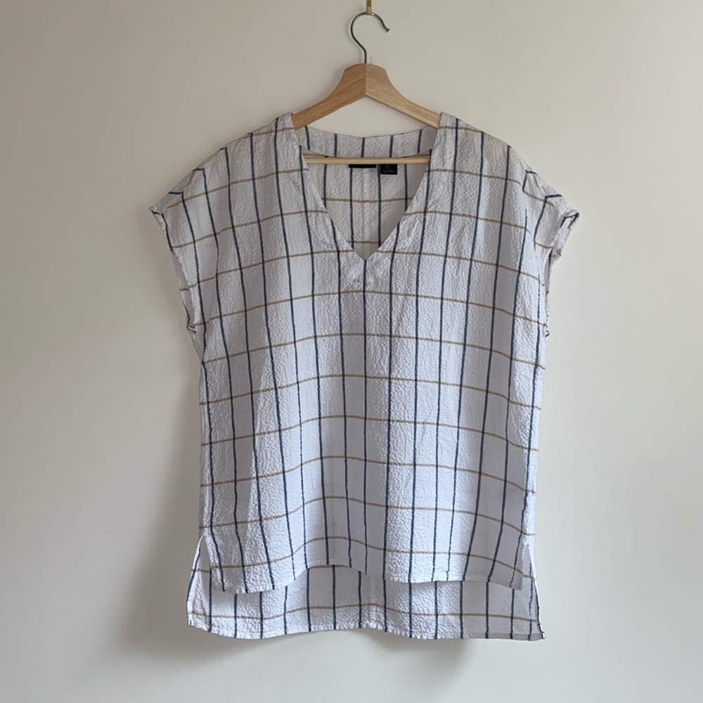 Tahari White Linen Pullover Top Short Sleeve
